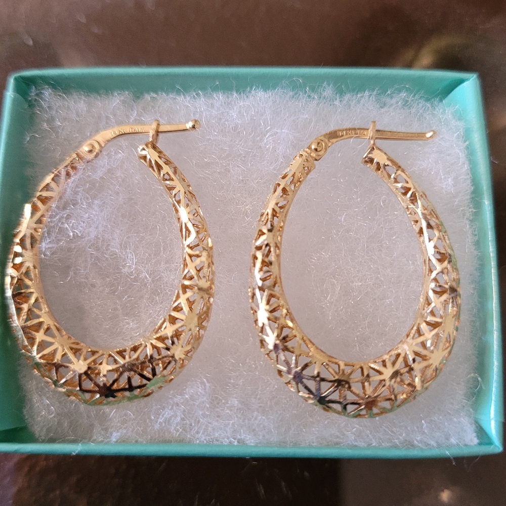 14K solid Italian Dimond cut oval earrings